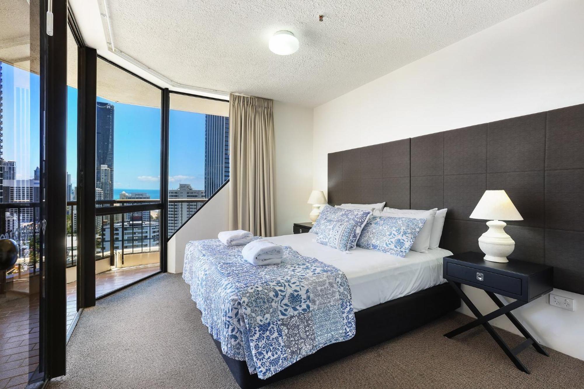 Paradise Centre Apartments Managed By Gchs Гоулд Коуст Екстериор снимка