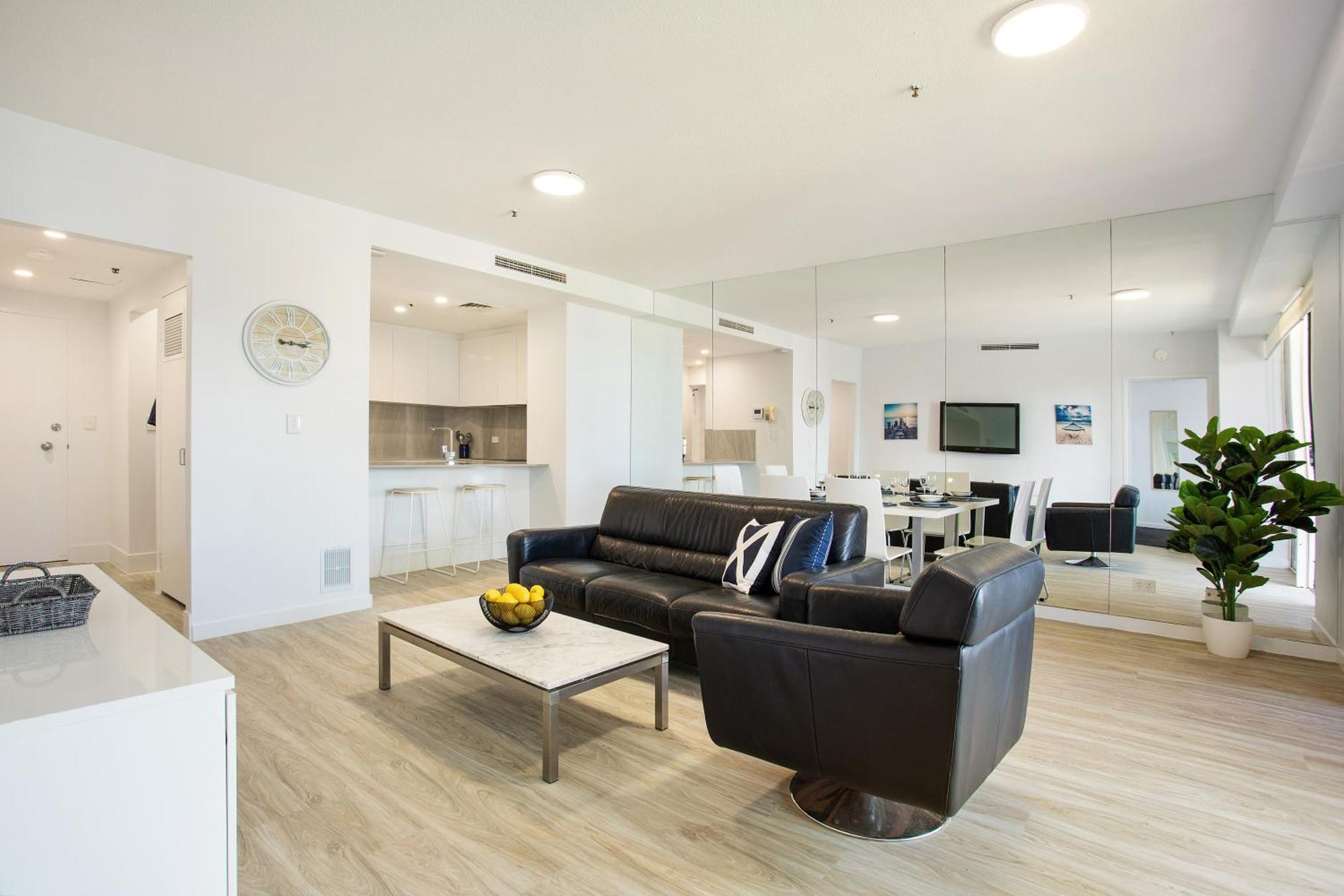 Paradise Centre Apartments Managed By Gchs Гоулд Коуст Екстериор снимка