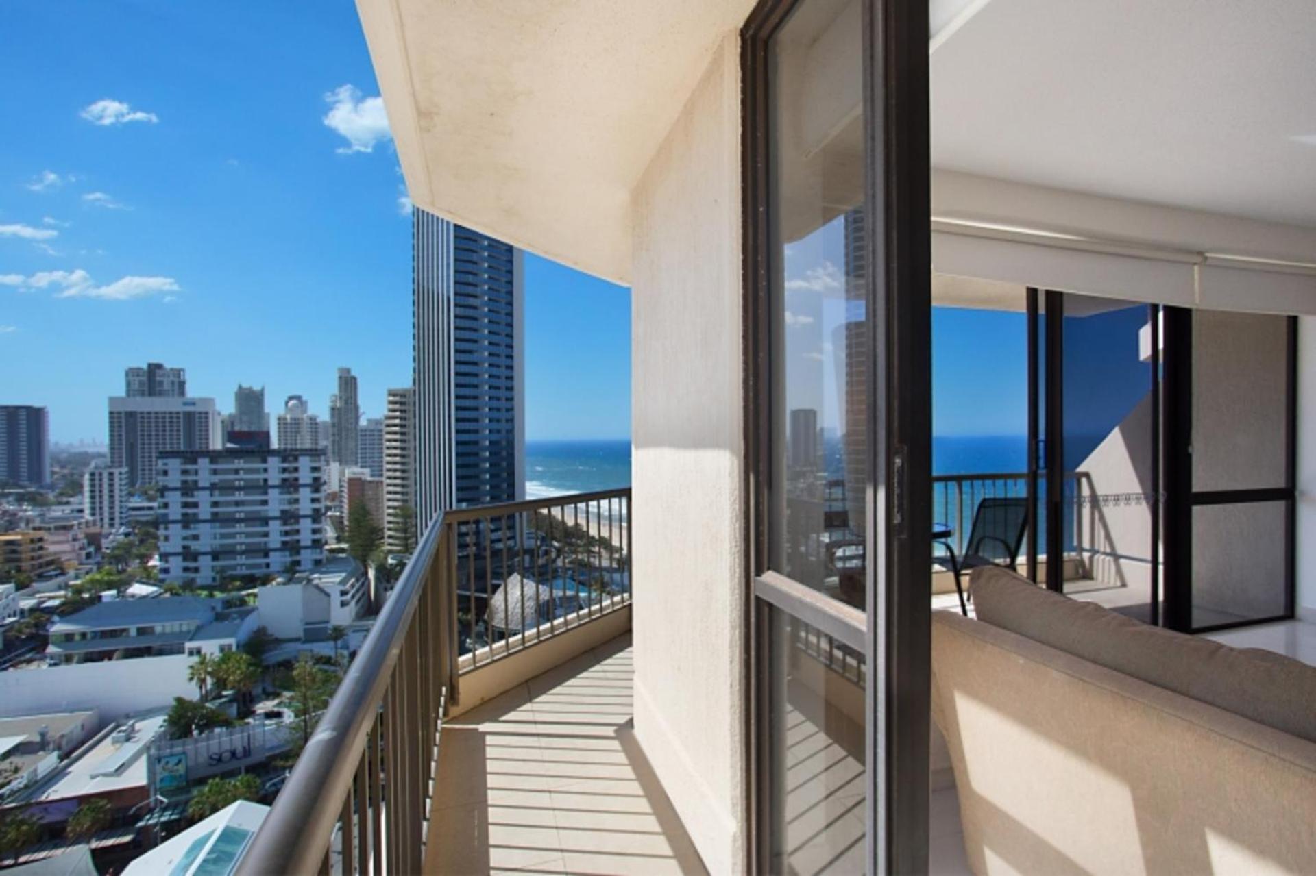 Paradise Centre Apartments Managed By Gchs Гоулд Коуст Екстериор снимка